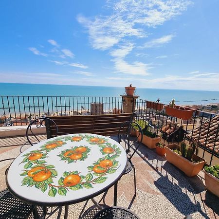 B&B La Torretta Sul Borgo Гроттамаре Экстерьер фото